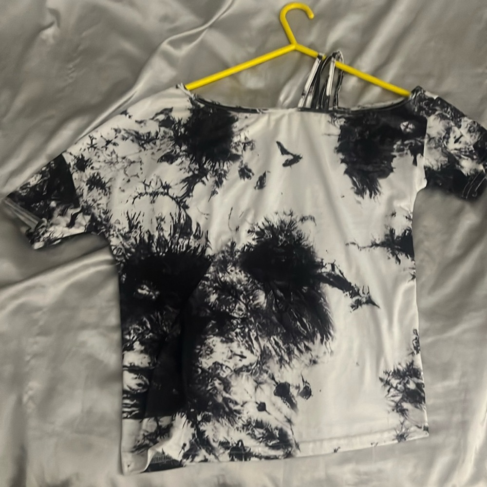 Women’s black & white Shein XS
